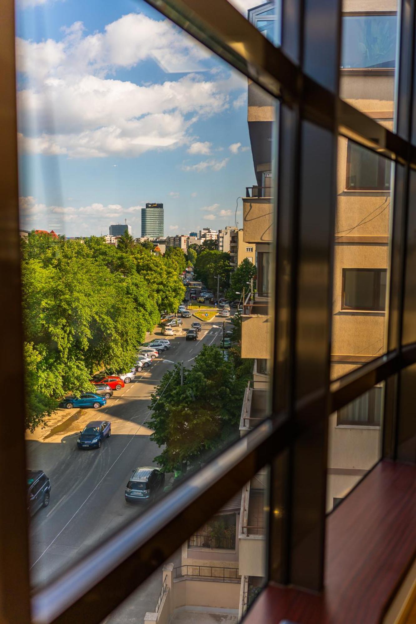 Amazing City View Residences - Penthouse & Apartment Bucharest Exterior photo